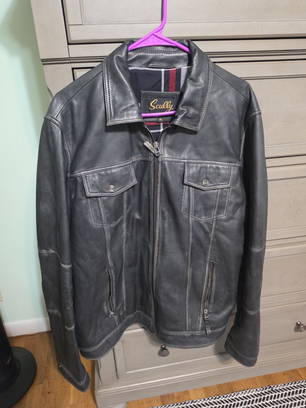 Scully Black Leather Bomber Jacket with Zip Pockets